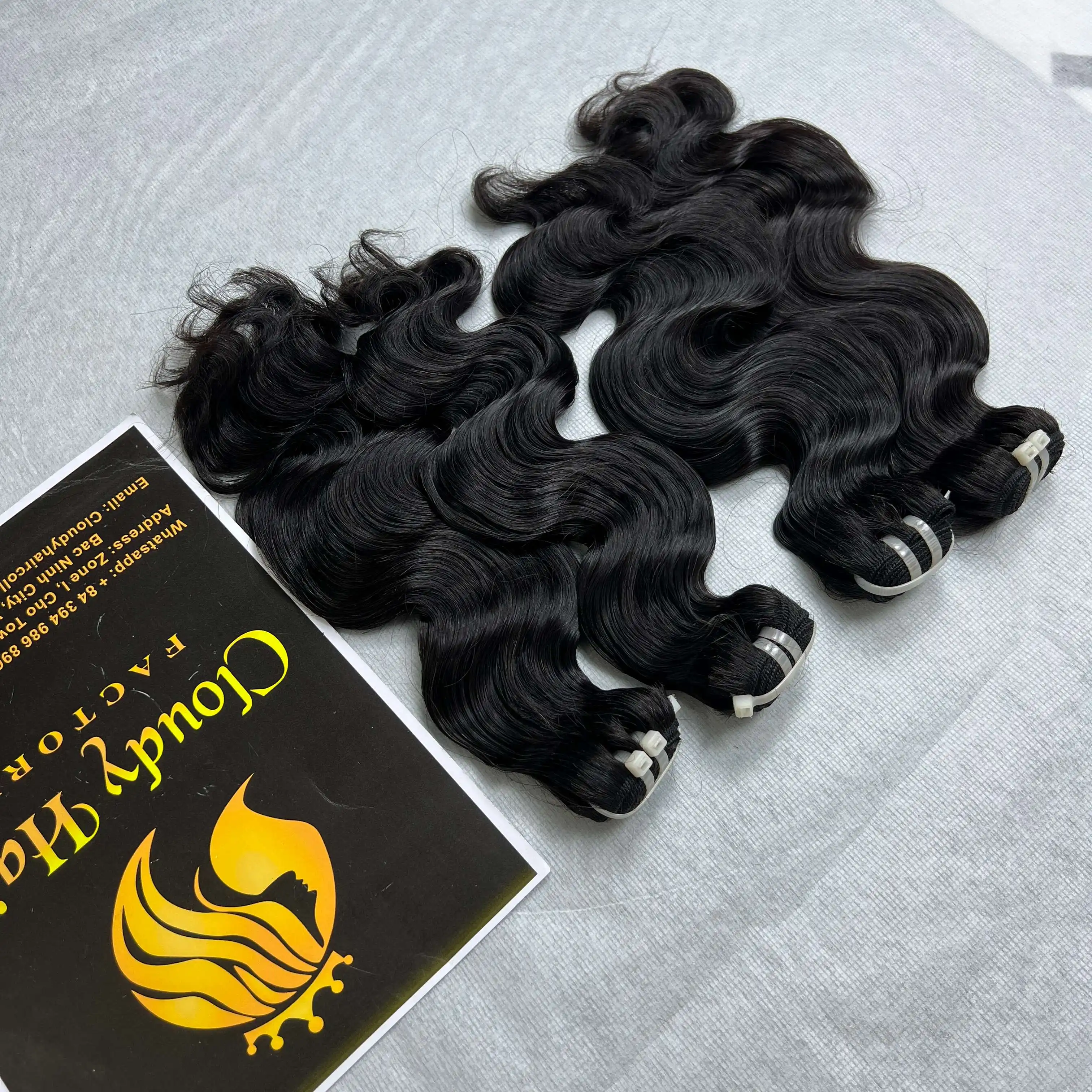 Venta al por mayor 100% paquetes de cabello virgen ondulado del cuerpo humano vietnamita envío rápido de Vietnam