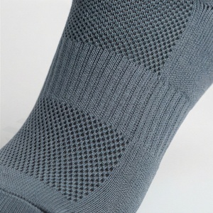 Crew Socks Men Women Running Sport Breathable Moisture Wicking Polyester Spandex Geometric Pattern Summer Athletic Socks - Product Image 5