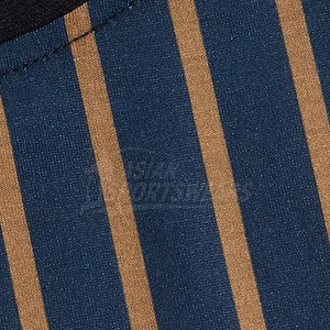 Ensemble T-shirt et short décontracté pour hommes, style streetwear, vente en gros, logo et taille personnalisables - Product Image 4