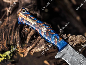 มีดเหล็กดามัสกัสแบบ EDC สำหรับตั้งแคมป์และล่าสัตว์ ด้ามจับเรซิ่นรูปทรงกรวยสน ออกแบบตามหลักสรีรศาสตร์ ใบมีดแบบ Drop Point ปรับแต่งได้ พร้อมปลอกหนัง - Product Image 5