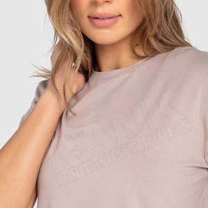 Camisetas de alta comodidad para mujer, diseñadas para pedidos a gran escala e impresión de logotipos. - Product Image 3