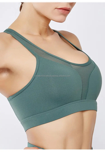 Soutien-gorge de sport vert au design personnalisé pour femmes hauts de sport dos nu respirants pour Fitness vêtements unis en gros - Product Image 2
