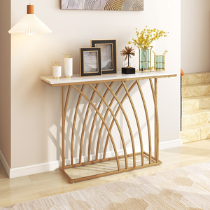 Table console élégante de couleur blanche, confectionnée avec des pieds en métal doré décoratif et un cadre incliné, disponible à prix de gros. - Product Image 5