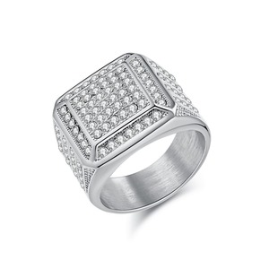 Anillo de Lujo Hip Hop de Oro y Plata con Moissanita, Elegante Anillo de Diamantes para Marcas de Streetwear, Moda de Celebridades y Accesorios de Fiesta - Product Image 3