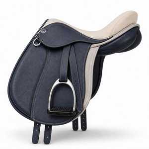 Selle anglaise en cuir véritable artisanale pour l'équitation et l'entraînement, selle de dressage anglaise en cuir véritable bleu marine avec étriers - Product Image 1