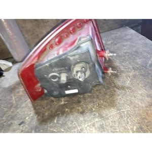 Feu arrière extérieur droit d'occasion pour Audi A8 D3 2004-2007, référence OEM 4E0945096C - Product Image 4