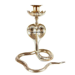 Portavelas Decorativo para Sala de Estar, Diseño Estándar, Portavelas Único de Hormigón con Forma de Serpiente, al Mejor Precio - Product Image 1