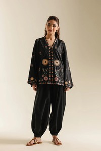 Kurta en coton noir brodé pour femme, coupe ample traditionnelle, vêtements décontractés indiens et pakistanais, longueur au sol, tenue de soirée de haute qualité - Product Image 1