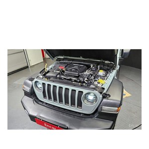 Jeep Wrangler 2.0 Rubicon 2023 de 4 Puertas en Color Earl Clear Coat, 16,437 km, Caja de Cambios Automática, Asientos de Tela, Cámara Trasera para Volante a la Izquierda - Product Image 6