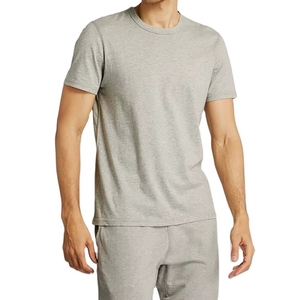 Ensemble t-shirt et short gris pour homme, col rond, couleur unie, décontracté, manches courtes, 100% coton, tissu tricoté respirant, vêtements d'été - Product Image 3