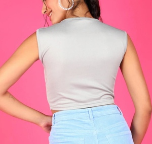 Vêtements en vrac de haute qualité, adaptés au style jour et nuit, coupe ajustée, parfait pour les tenues décontractées, basiques mais de haute qualité. - Product Image 4