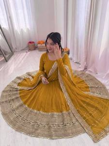 ชุดเดรส Anarkali สีเหลืองมัสตาร์ดปักลาย พร้อมผ้าคลุมไหล่ ชุดพื้นเมืองสำหรับผู้หญิงอินเดีย ปากีสถาน เหมาะสำหรับงานแต่งงานและงานปาร์ตี้ - Product Image 3