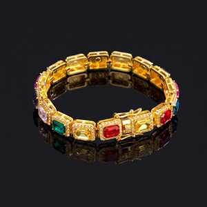 Cadena de Tenis con Diamantes de Corte Esmeralda Coloridos, Modelo VK-23 de RAMDUT IMPEX, Precio Directo de Fábrica, Chapado en Oro, Joyería Hip Hop Moderna Unisex - Product Image 4