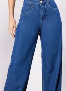 Jean en denim décontracté pour femme, coupe ample, taille mi-haute, jambe large, avec déchirures décoratives, en coton écologique, couleurs bleu/noir, Printemps/Été - Product Image 5