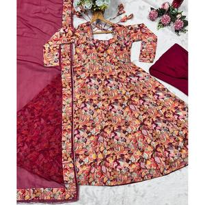 Ensemble haut et bas en mousseline de soie pour soirée, avec dupatta, élégant et stylé - Product Image 1