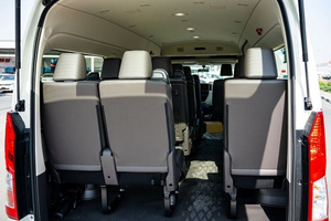 รถบัสโดยสารใหม่เอี่ยม ปี 2026 ไฮเอซ หลังคาสูง สีขาว เครื่องยนต์ดีเซล 2.8 ลิตร เกียร์ธรรมดา 15 ที่นั่ง พวงมาลัยซ้าย ยูโร 6 - Product Image 6