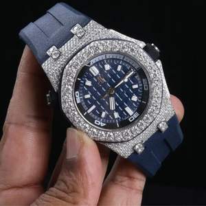 นาฬิกาเพชรคุณภาพสูงที่ผลิตในห้องปฏิบัติการ ราคาโรงงาน นาฬิกาเพชร DEF ที่ผลิตในห้องปฏิบัติการ ประดับเพชรเต็มเรือน - Product Image 1