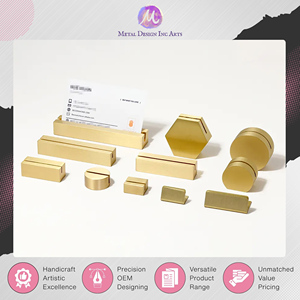 Porte-cartes de visite en laiton massif doré, design luxueux, 40 mm de long, fabriqué en Inde, vendu par un revendeur de confiance au prix le plus bas. - Product Image 6