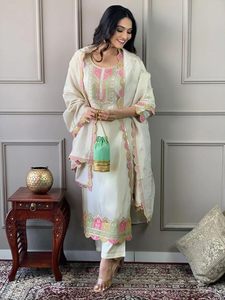Islamic Women's Chiffon Abaya with Beaded Satin Open Embroidery Classic Saudi Arabian <b>Modest</b> Two-Piece <b>Set</b> in High Street 71548 - Product Image 5
