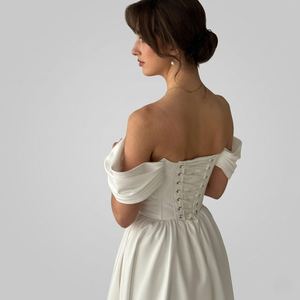 Custom Women V-neck Corset Wedding Dress <b>White</b> A-Line Bridal Gown Floor Length Satin with Lace-Up Back and Pockets Modern - Product Image 2
