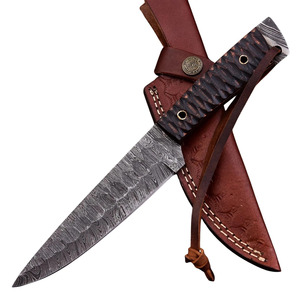 Couteau de chasse artisanal en acier Damas à lame pleine, manche en bois rainuré, étui en cuir, pour camping en extérieur, directement du fabricant - Product Image 1