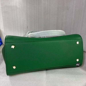 Sacs fourre-tout pour femmes en PU vert avec chaîne, couleur unie, élégants, à ouverture supérieure, grande capacité, pour usage quotidien, toutes saisons, vente en gros - Product Image 5
