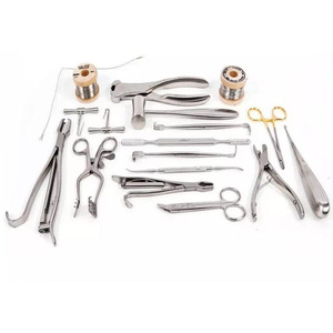 Ensemble de 17 instruments chirurgicaux orthopédiques vétérinaires de haute qualité en acier inoxydable, manuels, approuvés CE, pour usage hospitalier - Product Image 1