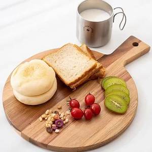 Planche à découper en bois massif pour la cuisine, planche à découper artisanale durable avec finition naturelle pour la préparation des aliments - Product Image 1