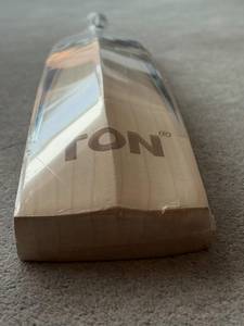 ไม้คริกเก็ต SS STALLION ENGLISH WILLOW ด้ามสั้น - Product Image 2