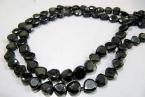 Perles facettées en spinelle noire naturelle en forme de cœur, 5 à 6 mm, brins de 13 pouces de long - Product Image 4