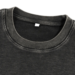 Camiseta de Hombre de Manga Corta con Cuello Redondo, Tejida, Negra, Talla Grande, Color Sólido, Corte Regular - Product Image 4