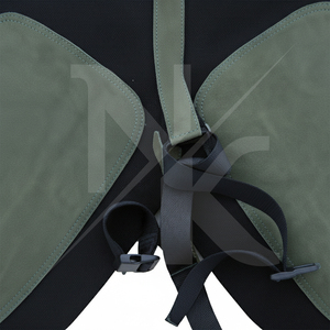 Delantal Quirúrgico Veterinario Ajustable con Bolsillos para Herramientas, Diseño Duradero en Negro y Verde para Cirugía Animal - Product Image 4