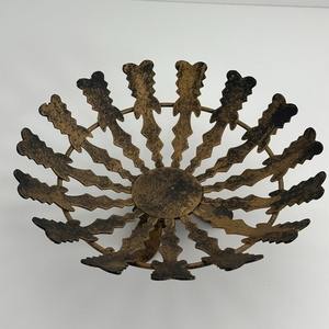 Centro de Mesa Decorativo Rústico de Metal Dorado con Diseño de Rayos de Sol, Moderno y Lujoso, Hecho a Mano, Libre de BPA, para Fiestas - Product Image 3