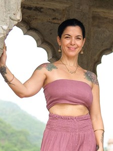 Blusa Corta de Lino Puro Hecha a Mano, Elegante Estilo Indo-Occidental para Mujer, Transpirable, de Algodón y Lino, para Verano - Product Image 2