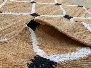 Alfombra Moderna para Pasillo, Tejida a Mano con Diseño Geométrico Natural, de Cáñamo y Yute, Estilo Indio Tradicional, Ecológica, de Pelo Corto y Lavable - Product Image 2