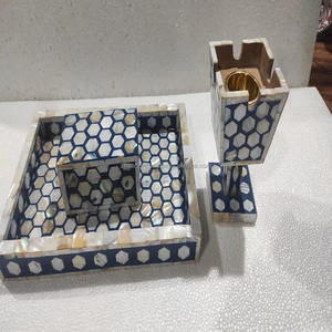 Porte-encens artisanal pour les célébrations de l'Aïd et la décoration intérieure du Ramadan, brûleur de Bakhoor arabe artisanal avec incrustation de nacre - Product Image 3