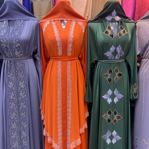Nouvelle collection 2026 : Magnifique Abaya noire traditionnelle islamique pour femmes – Vêtements musulmans d'Arabie Saoudite et du Golfe - Product Image 1