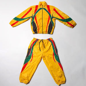 Conjunto Deportivo Informal de Dos Piezas con Cremallera, Sudadera con Capucha y Pantalones Jogger Ligeros de Nylon 100% de Secado Rápido - Product Image 2