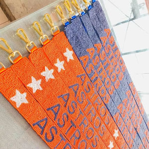 Sangles de sac perlées brodées de perles de rocaille pour sacs fourre-tout et pochettes pour femmes et jeunes filles par glowin fashion - Product Image 1