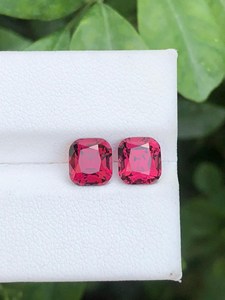Gema suelta de granate rojo rodolita natural, cristal rojo intenso para la fabricación de joyas y colección. - Product Image 4