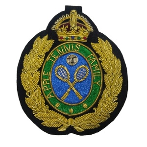 Insignia Bordada con Hilos Metálicos Hecha a Mano de Alta Calidad, Insignias Bordadas con Hilos Metálicos Personalizadas Hechas a Mano - Product Image 1