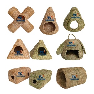 Vente en gros de feuilles de bananier tissées à la main Tunnel pour animaux de compagnie Fournitures pour petits animaux pour hamsters et lapins Fabriqué au Vietnam Quantité en vrac - Product Image 2