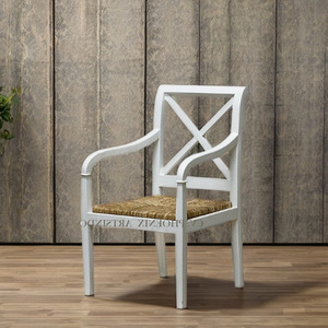 Chaise de salle à manger élégante en bois massif-Mobilier de maison au design traditionnel pour appartement et villa - Product Image 2