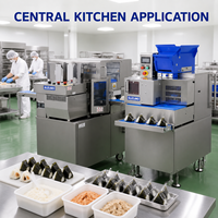Machine entièrement automatique de fabrication de boulettes de riz triangulaires (Onigiri) pour ligne de production de sushis, avec fonctions de formage et d'emballage