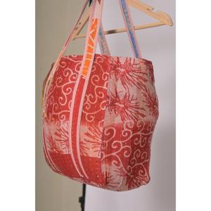 Bolso Tote Acolchado de Algodón Kantha, Bolso de Hombro Boho Indio Hecho a Mano, Bolso de Compras Reutilizable, Regalo para Mujer - Product Image 3