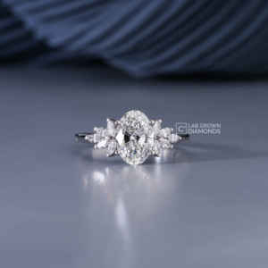 แหวนเพชรทรงมาร์คีส์และทรงรีจากเพชรเพาะเลี้ยง 14KT ทองคำขาว ประดับเพชร 11 เม็ด คุณภาพ EF หรูหรา สำหรับผู้หญิง เหมาะสำหรับวันครบรอบแต่งงาน - Product Image 2