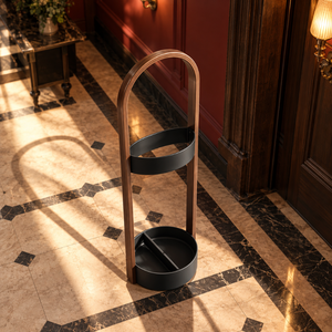 Porte-parapluie moderne en métal arqué avec structure ouverte et plateau rond |   Porte-parapluie autoportant peu encombrant pour les entrées de maison - Product Image 4