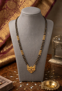 Divyoro Gold Plated Copper Alloy Classic <b>Beaded</b> <b>Necklace</b> with Heart Pendant for Women's Hindu Wedding Occasion - Product Image 4