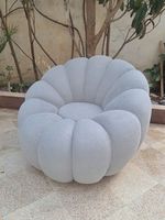 Canapé-lit en tissu haut de gamme en forme de citrouille avec un design moderne, confortable pour les hôtels et les résidences