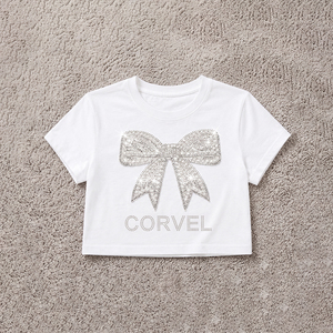 T-shirt chic et décontracté en coton pour femme avec broderie de sequins personnalisée, coupe courte élégante, idéal pour l'été, avec strass et personnalisation OEM - Product Image 3